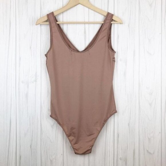 CODE X MODE Double-V Bodysuit  - Picture 6 of 7